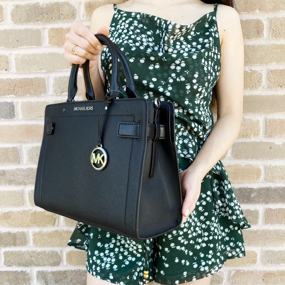 SALE‼️👜💕Michael Kors black large satchel - Picture 3 of 5